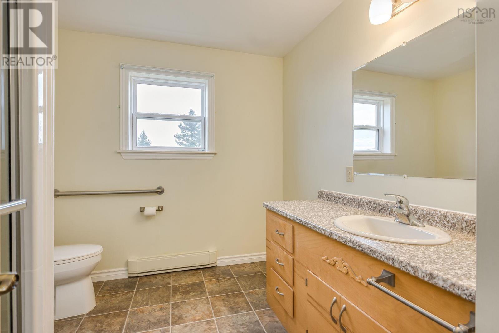 12 Lighthouse Road Property Photo 11