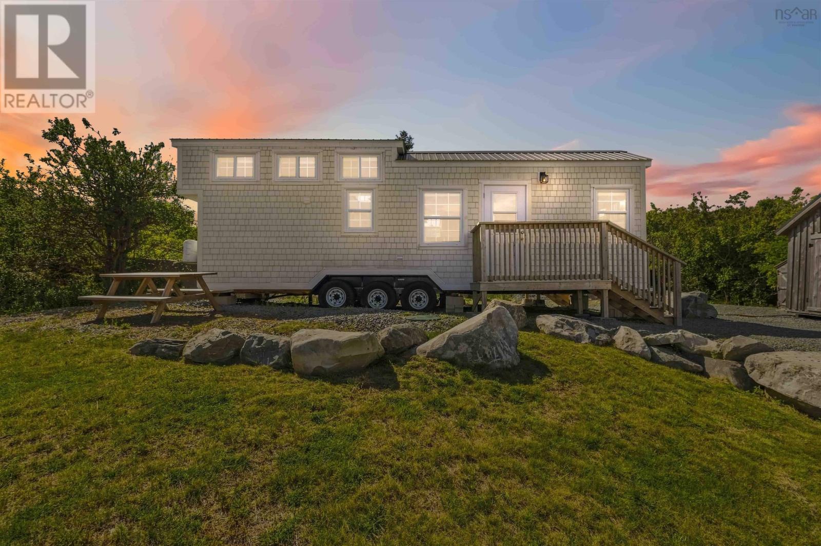 856 Long Cove Road Property Photo 4