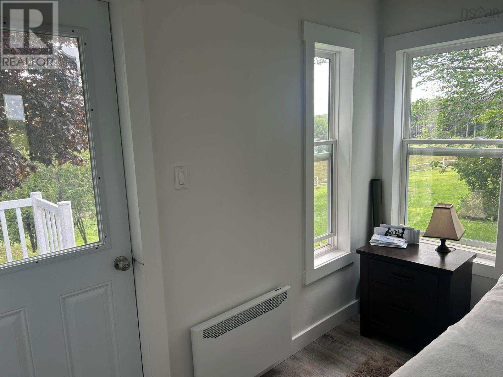 871 Ohio East Road Property Photo 32