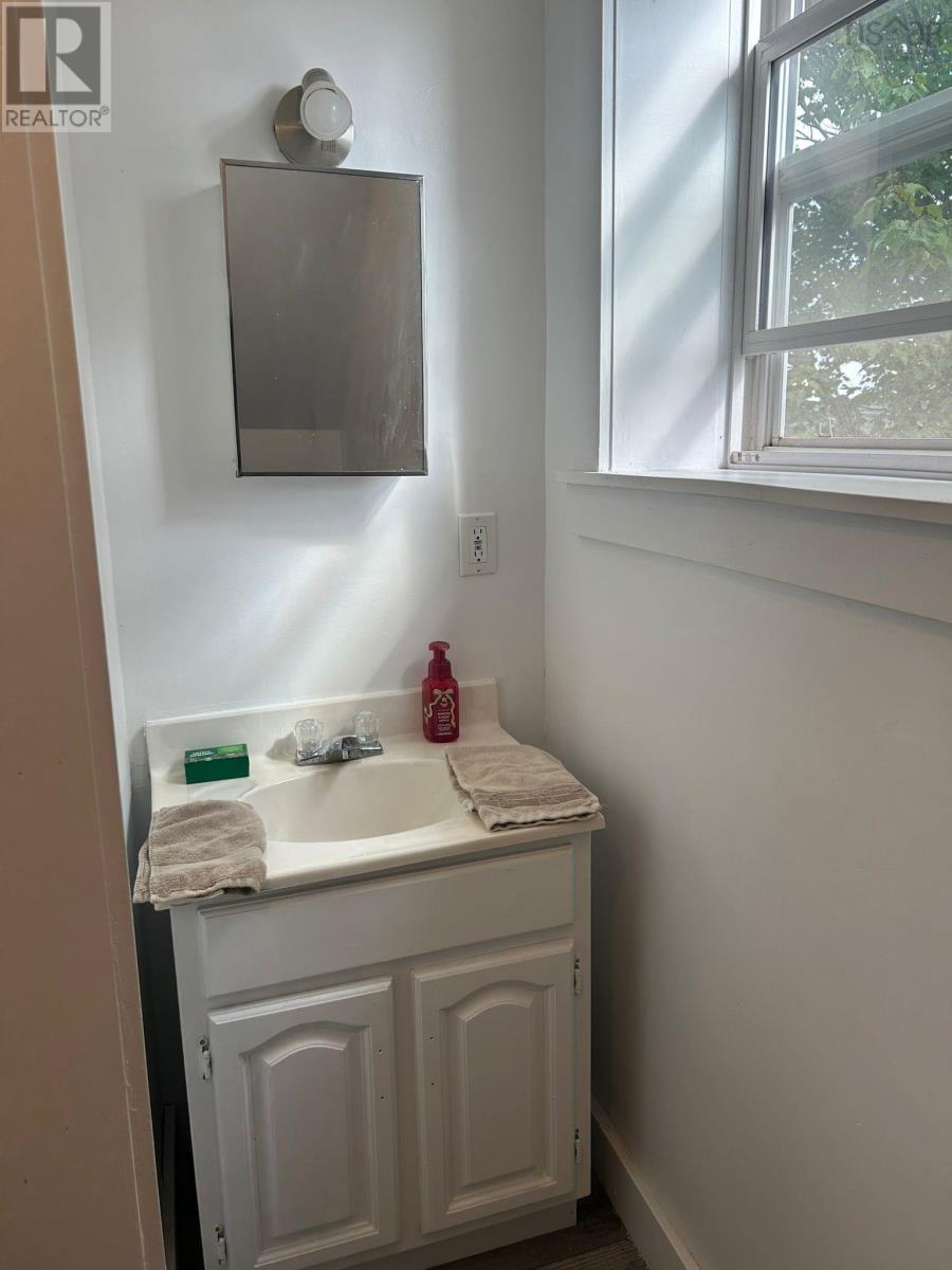 871 Ohio East Road Property Photo 39