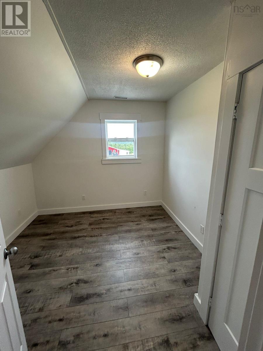 871 Ohio East Road Property Photo 42