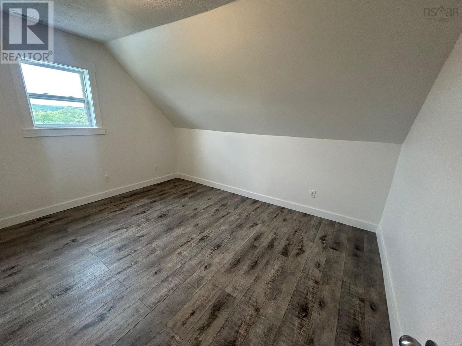 871 Ohio East Road Property Photo 46