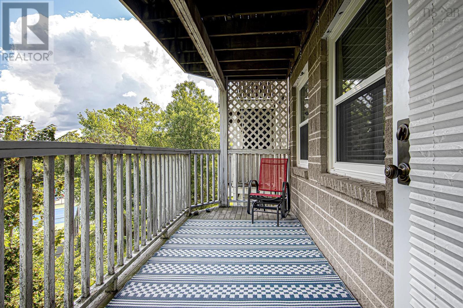 308 93 Kearney Lake Road Property Photo 23