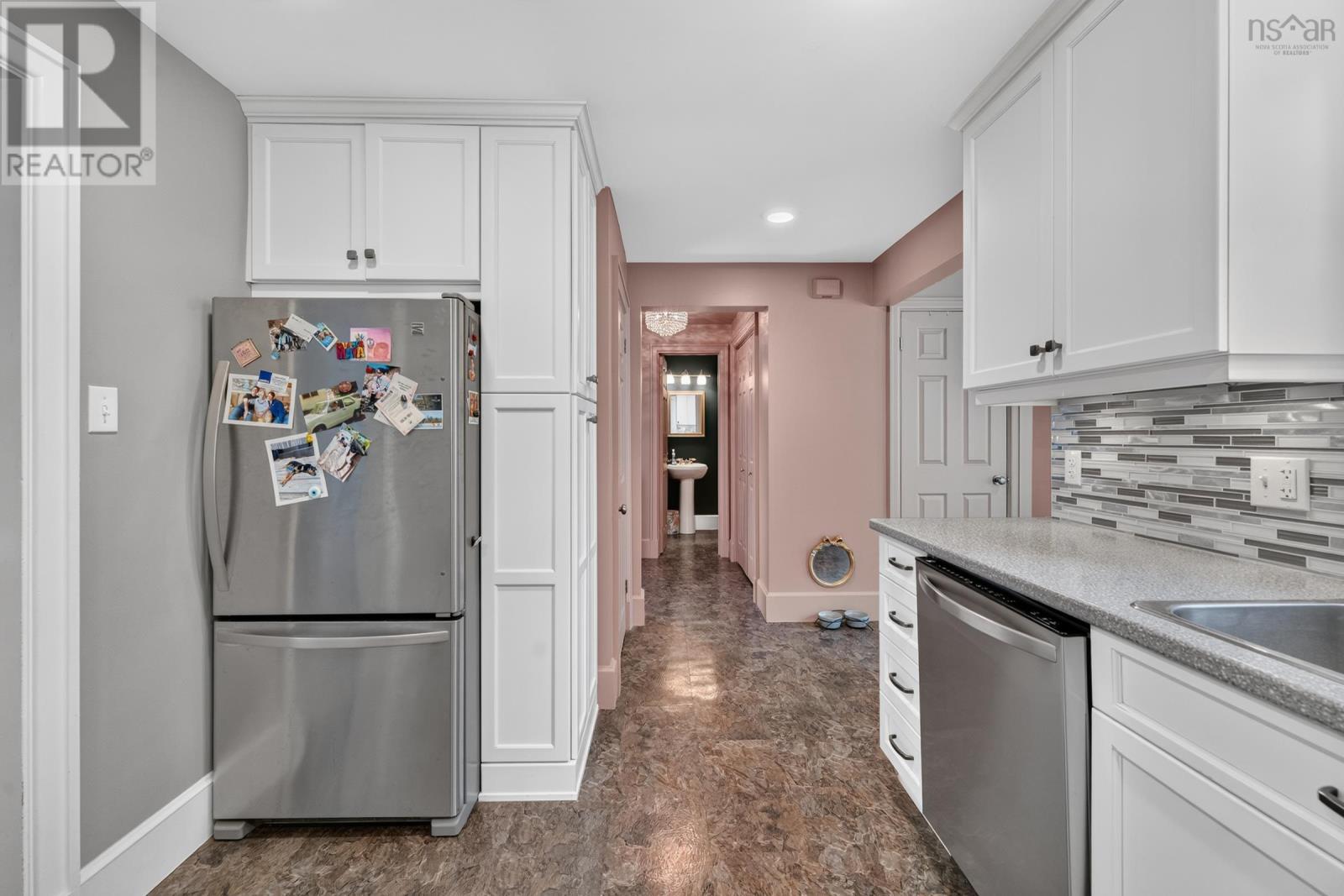 61 Connaught Avenue Property Photo 22