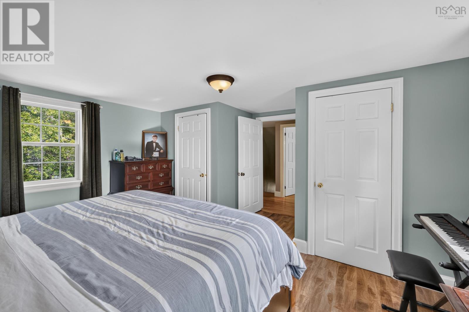 61 Connaught Avenue Property Photo 39