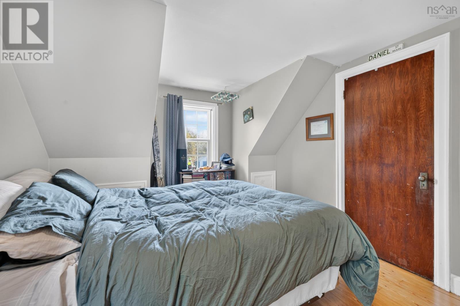 61 Connaught Avenue Property Photo 42