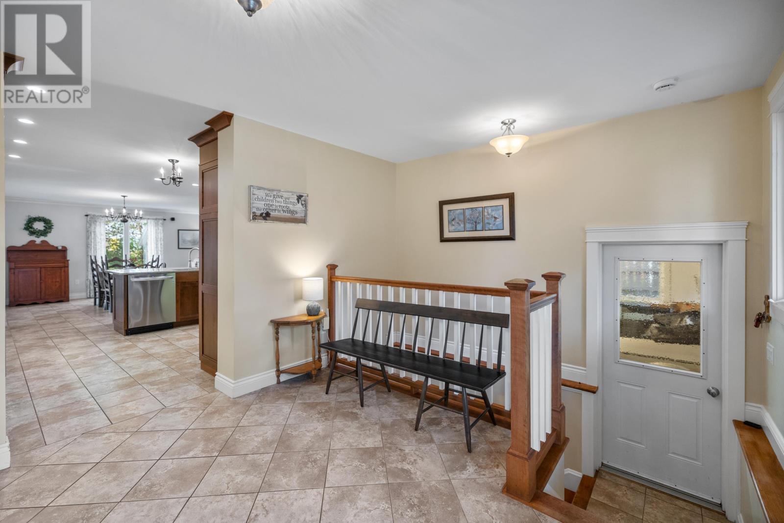 18 Newland Crescent Property Photo 7
