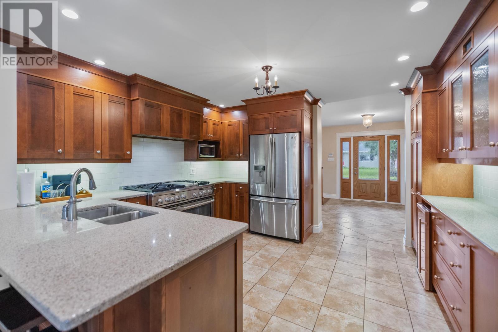 18 Newland Crescent Property Photo 9