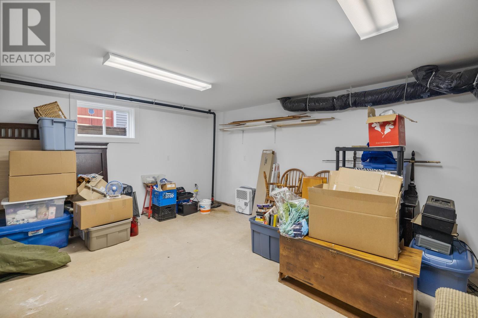 18 Newland Crescent Property Photo 34