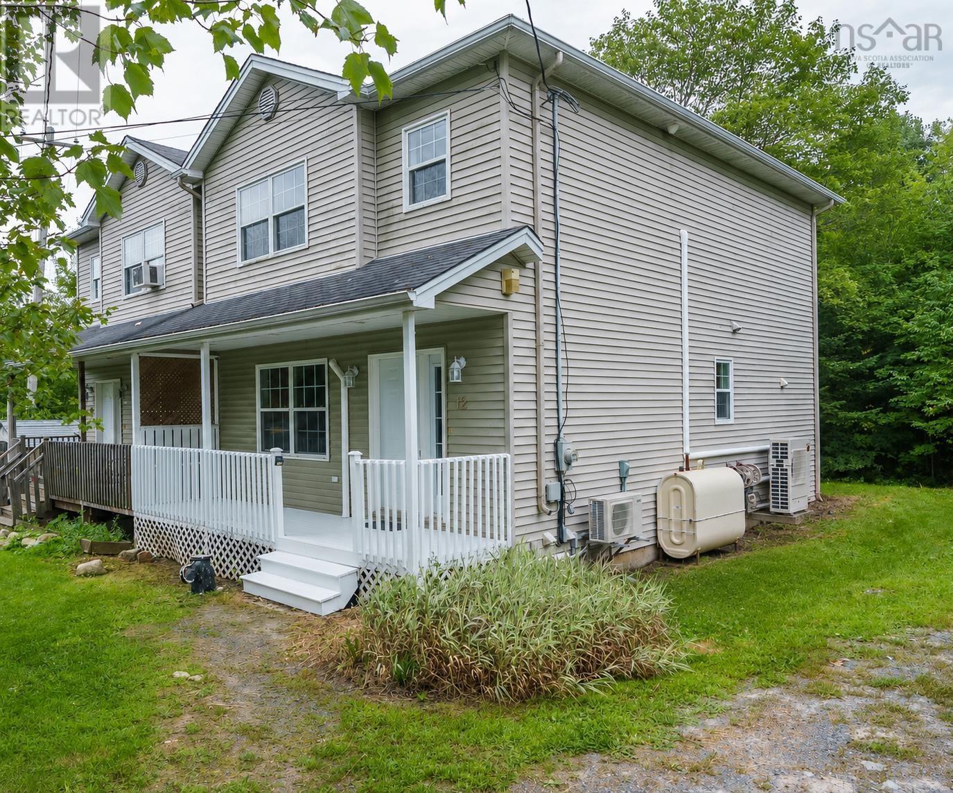 12 Maplewood Drive Property Photo 1