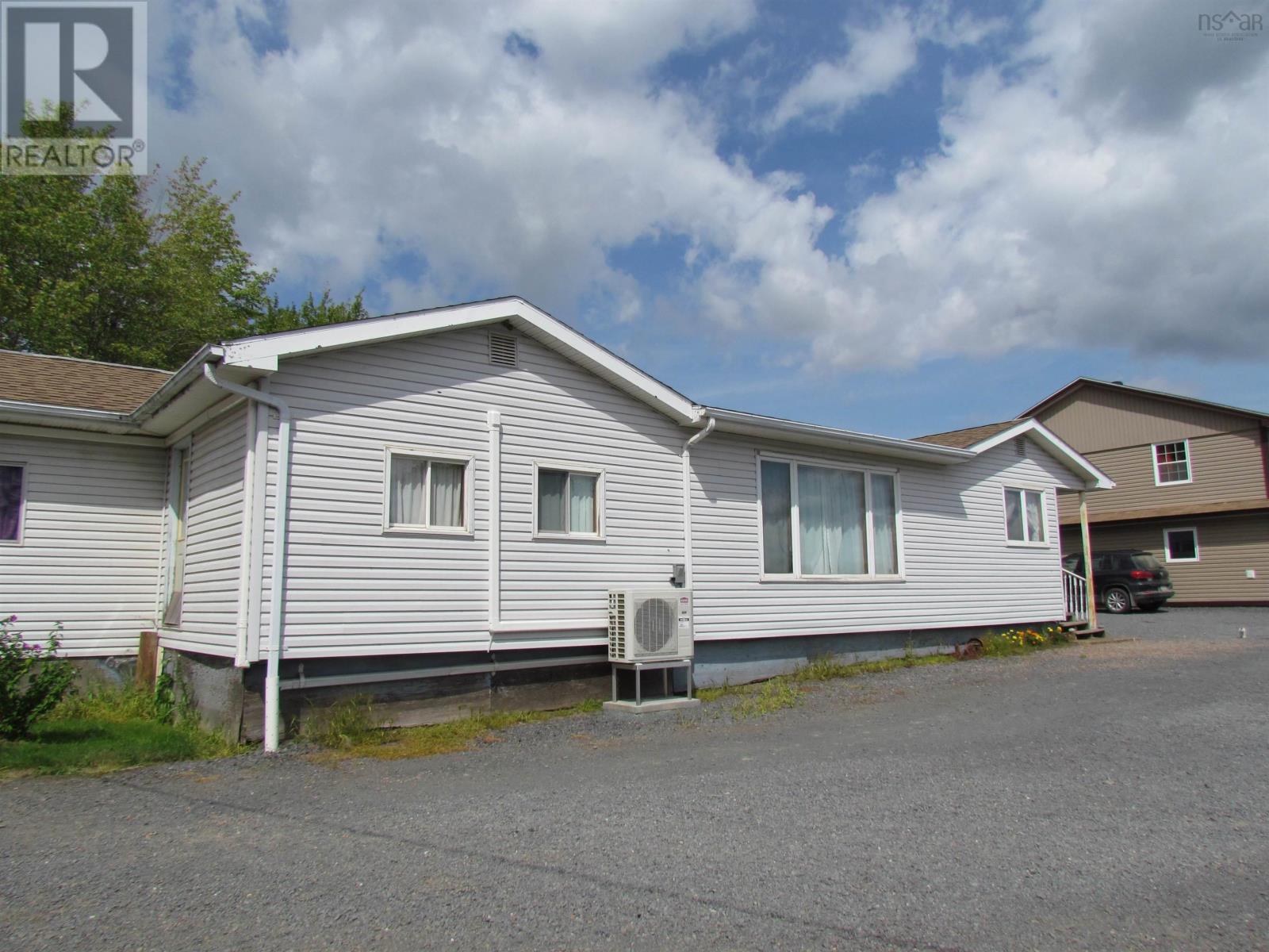 1125 Findley Road Property Photo 4