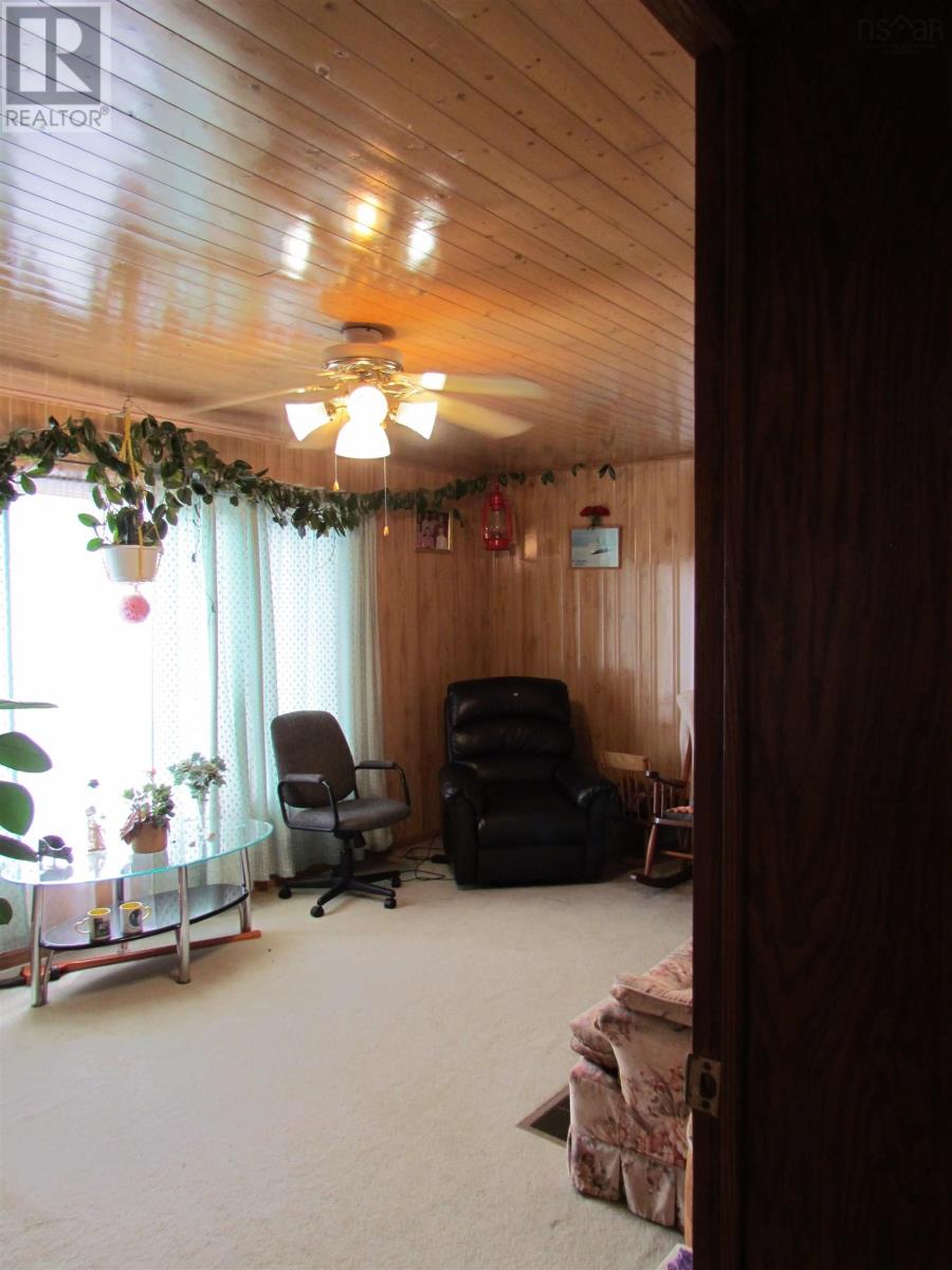 1125 Findley Road Property Photo 10
