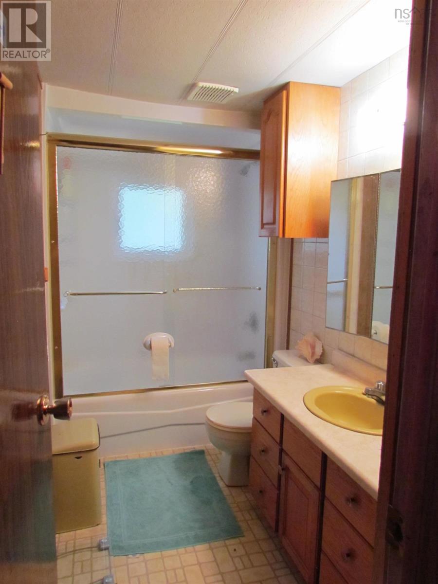 1125 Findley Road Property Photo 15