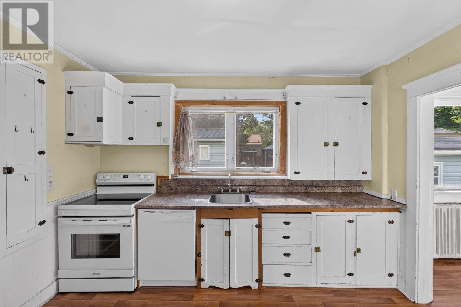 175 Harvard Street Property Photo 27