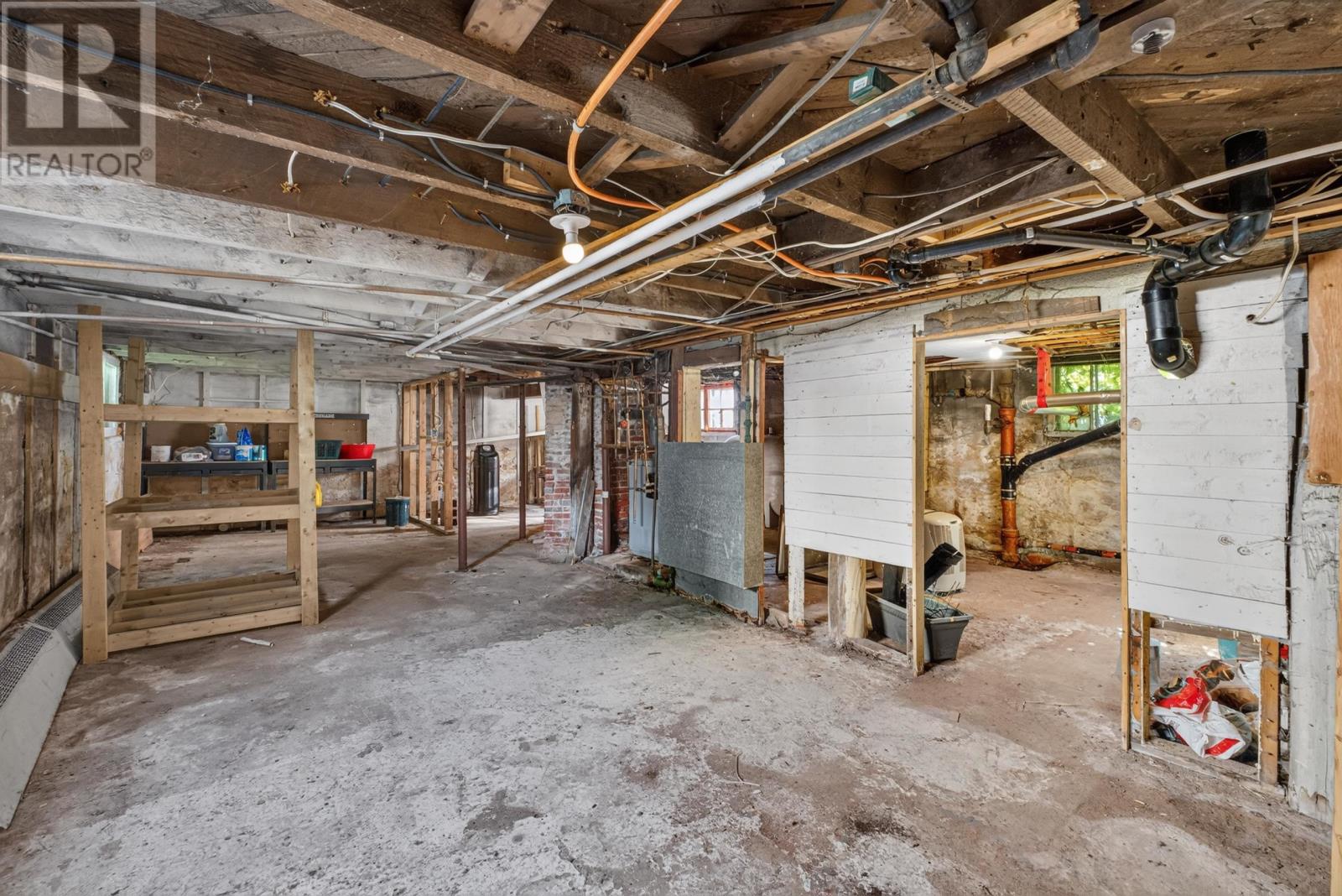 175 Harvard Street Property Photo 47