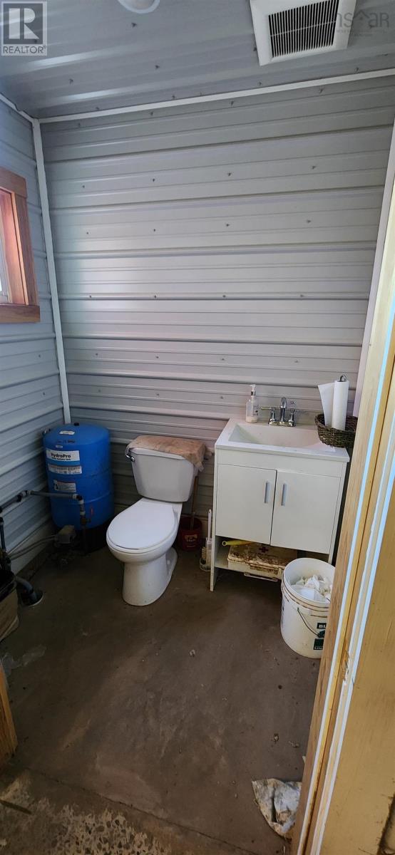 122 Willow Avenue Property Photo 10