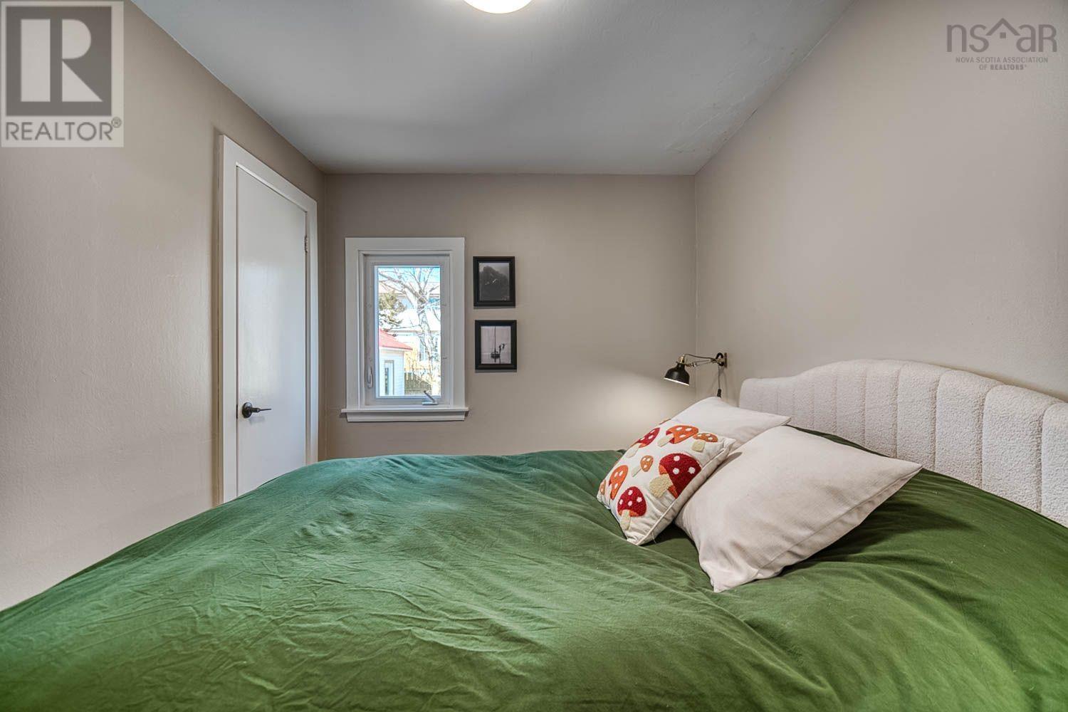 331 Chadwick Street Property Photo 12