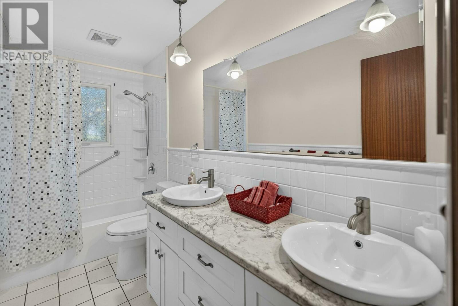 26 Sunset Drive Property Photo 15
