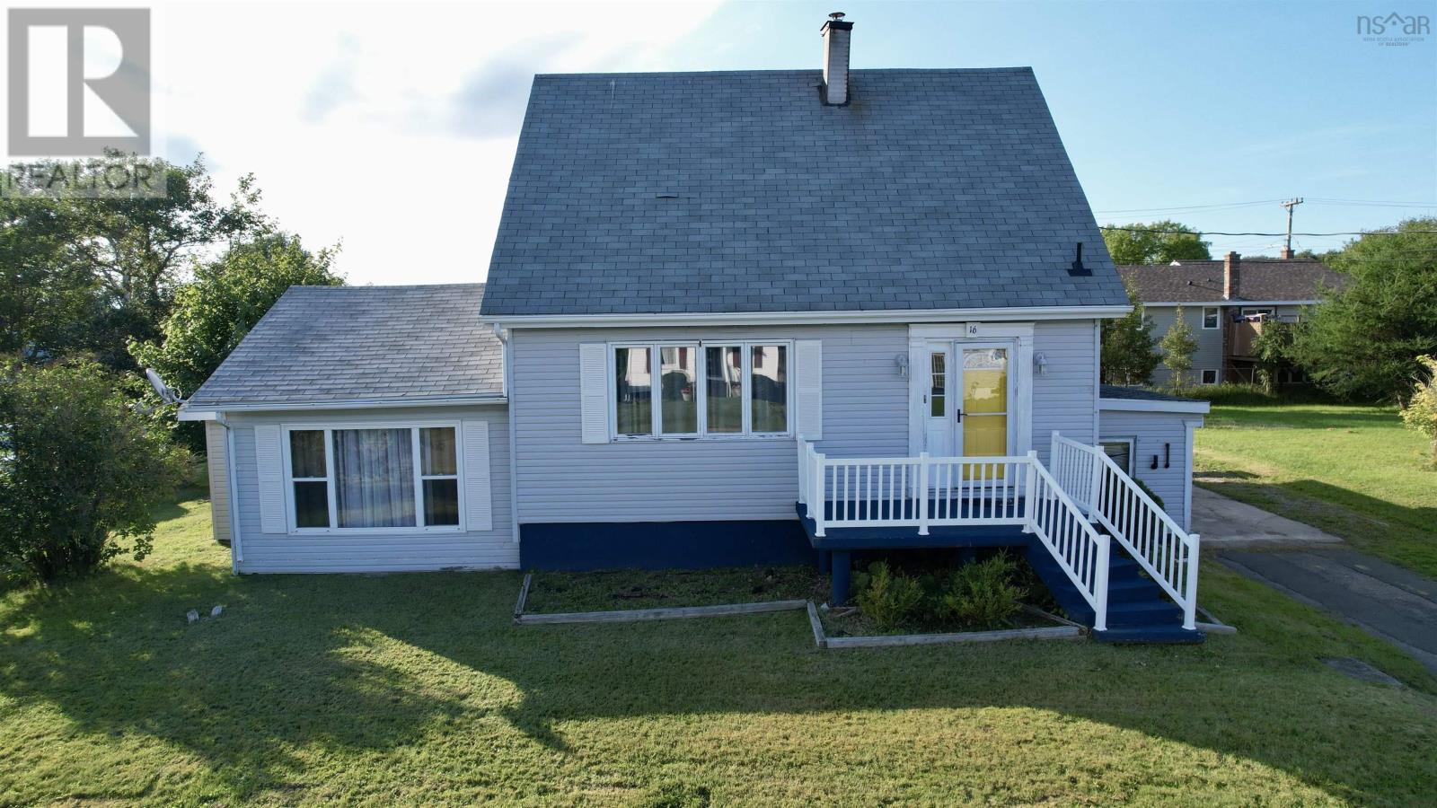16 Rosewood Avenue