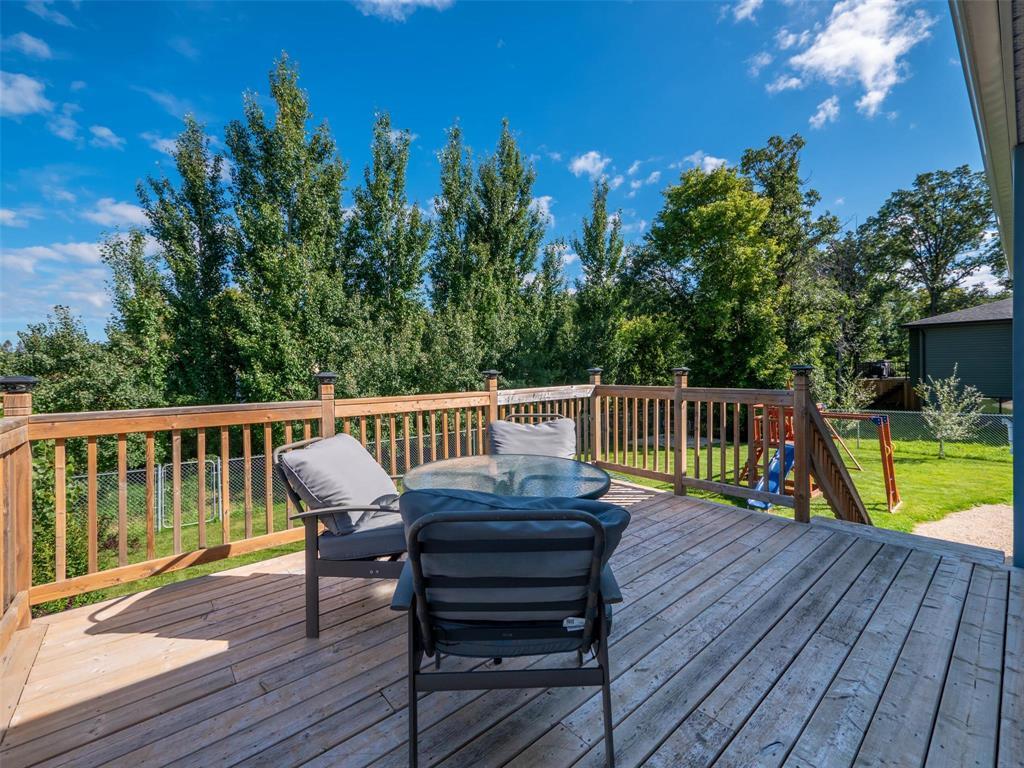 3 Maple Lane Property Photo 6