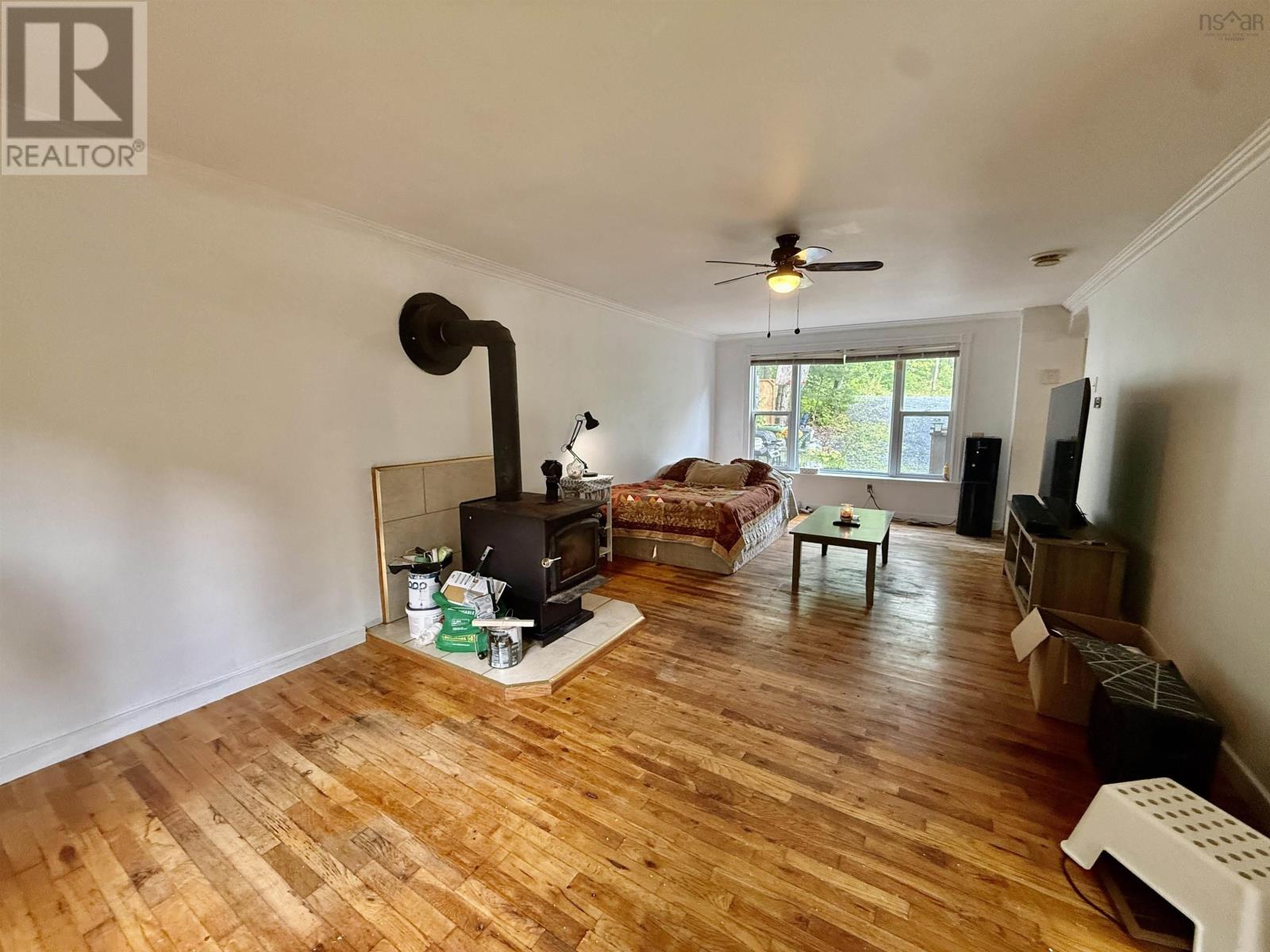 4865 Highway 2 Property Photo 8