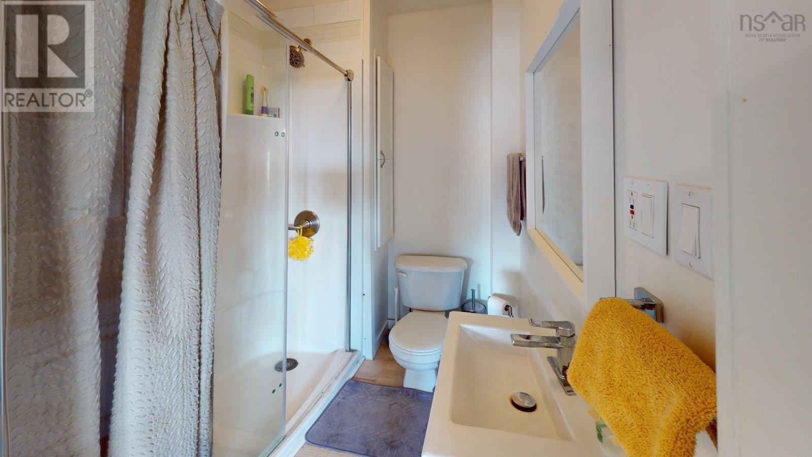 81 Coronation Drive Property Photo 16