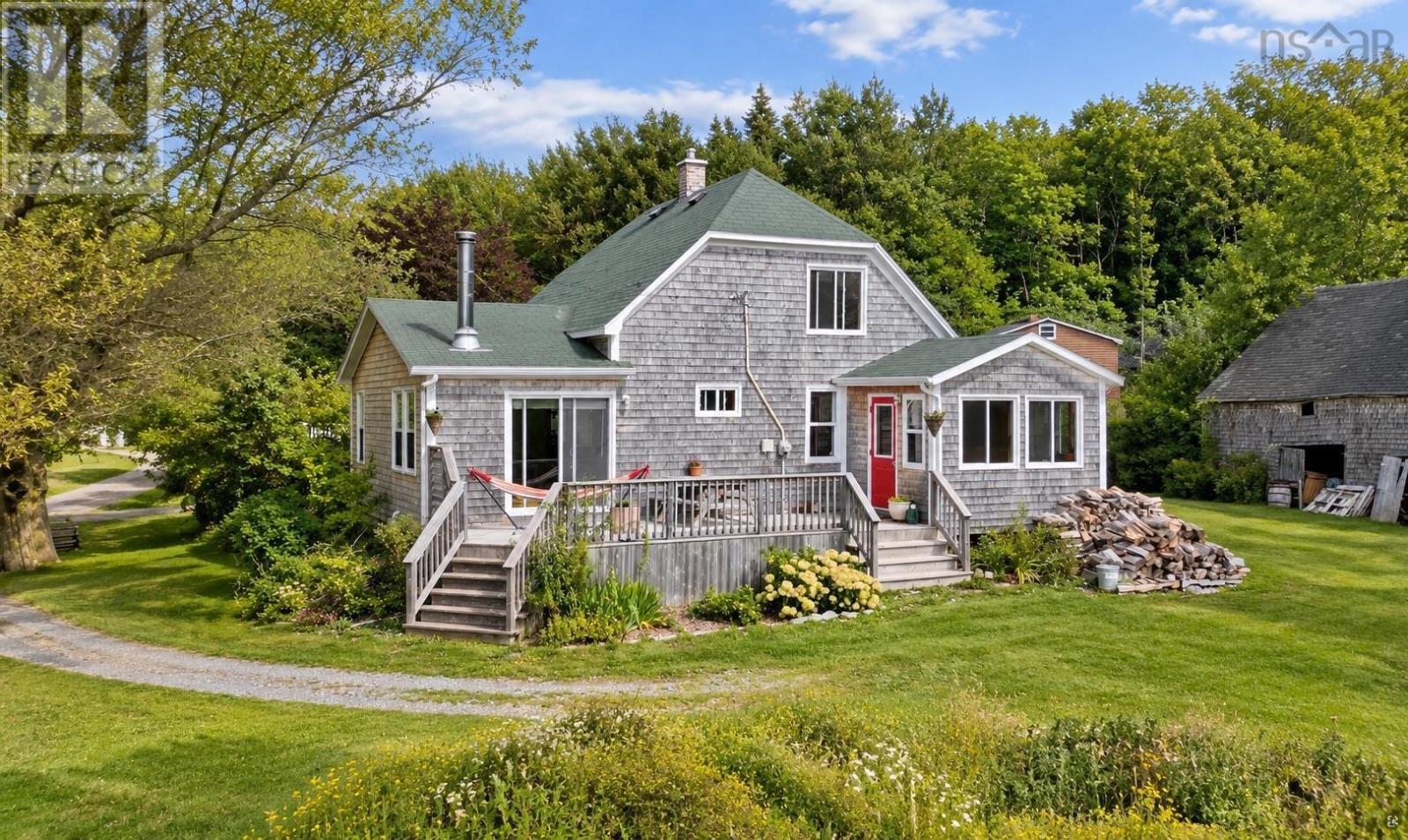 1286 Chemin Macgarry Road Property Photo 1