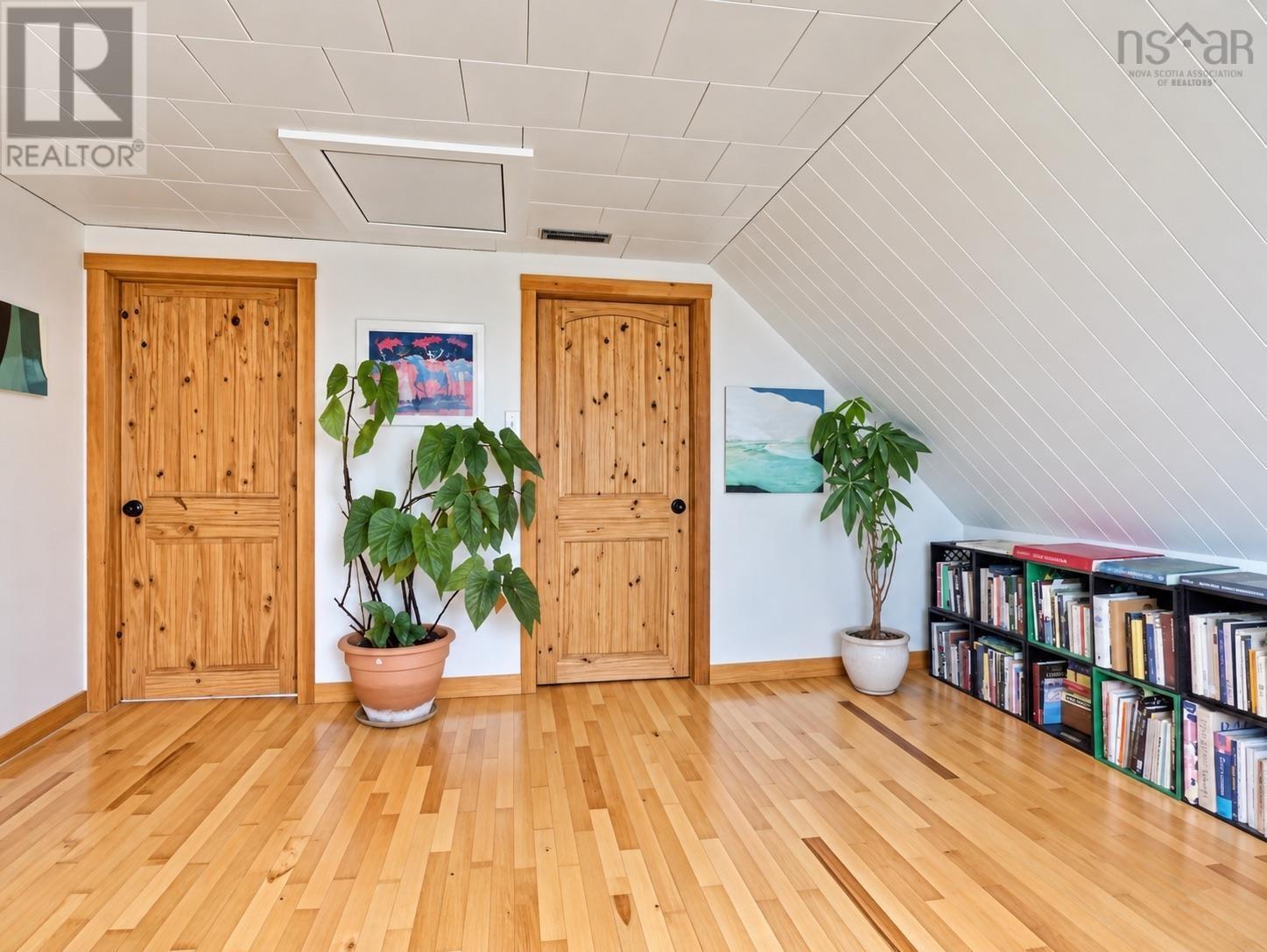 1286 Chemin Macgarry Road Property Photo 21