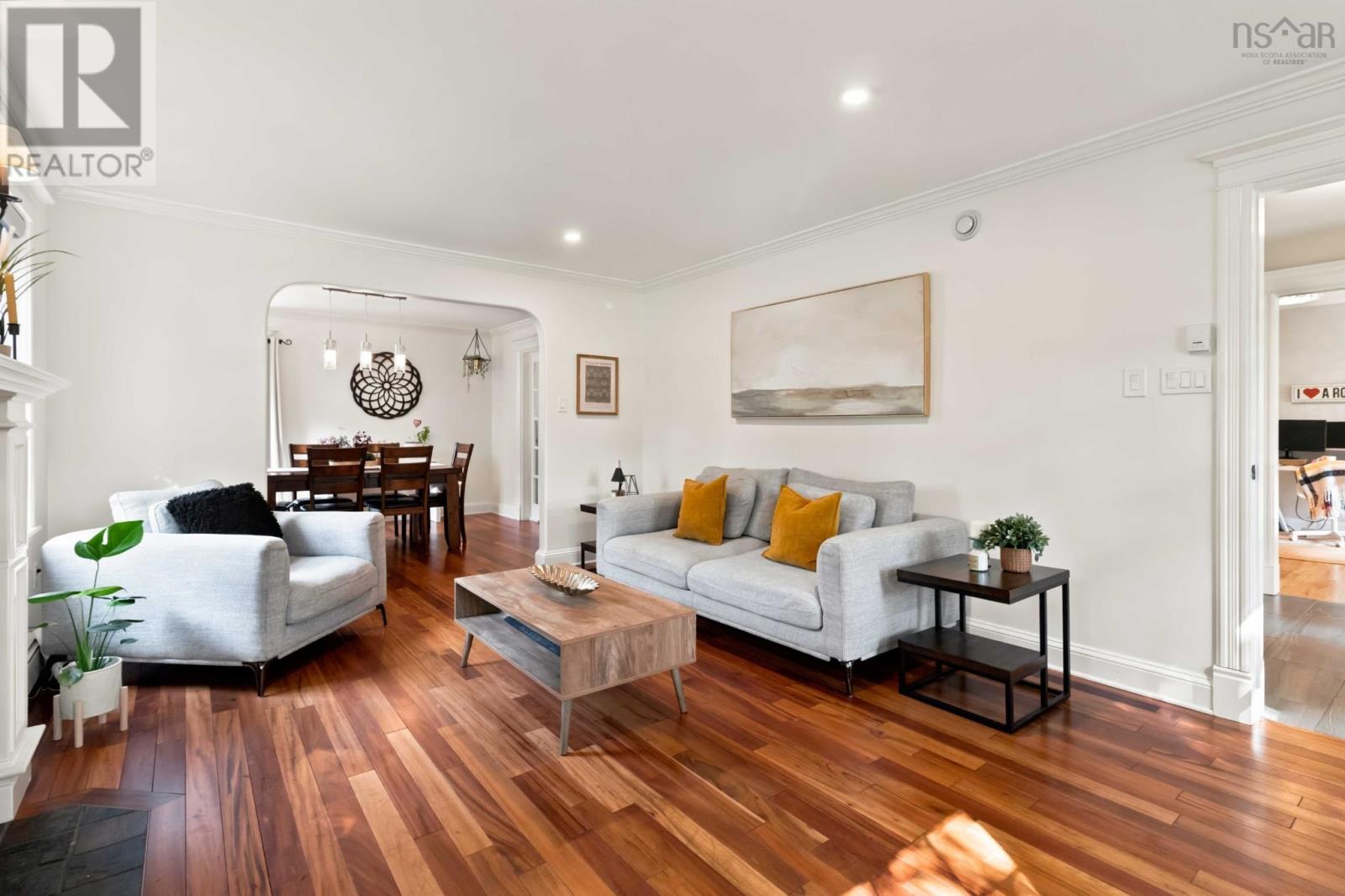 48 Gleneagles Drive Property Photo 7