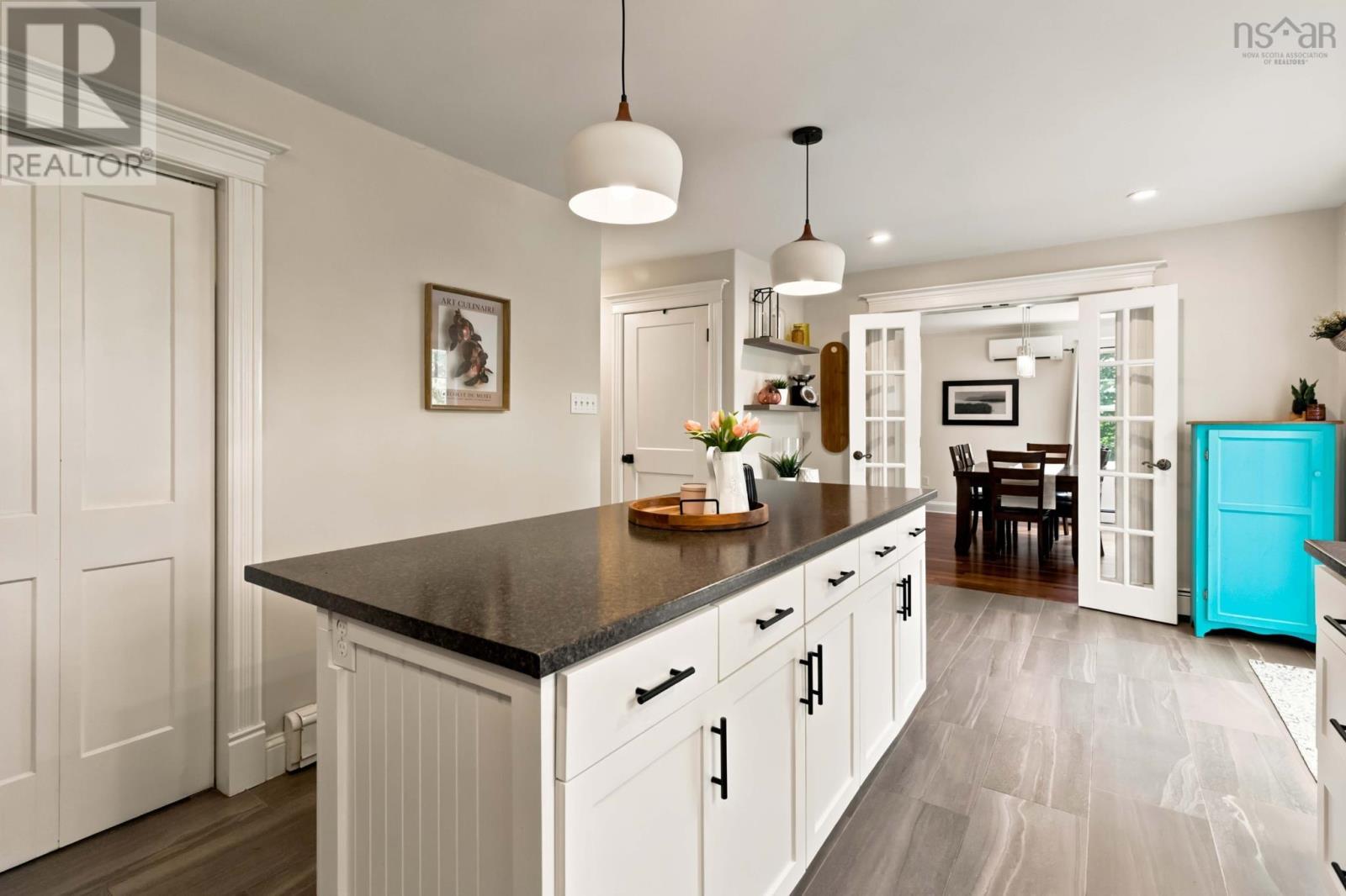 48 Gleneagles Drive Property Photo 12