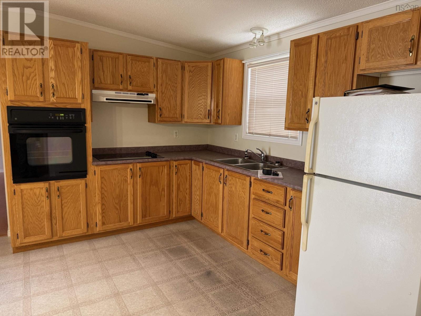 4 Belmont Drive Property Photo 3