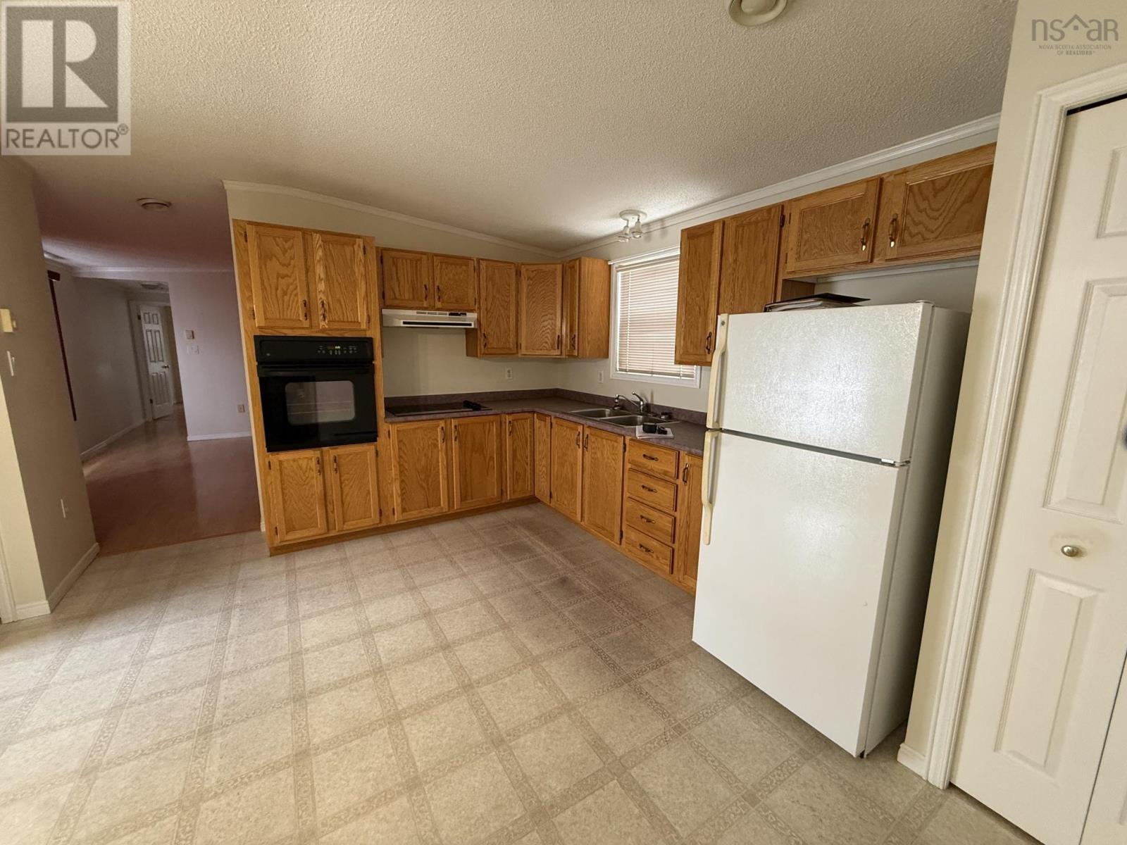 4 Belmont Drive Property Photo 4