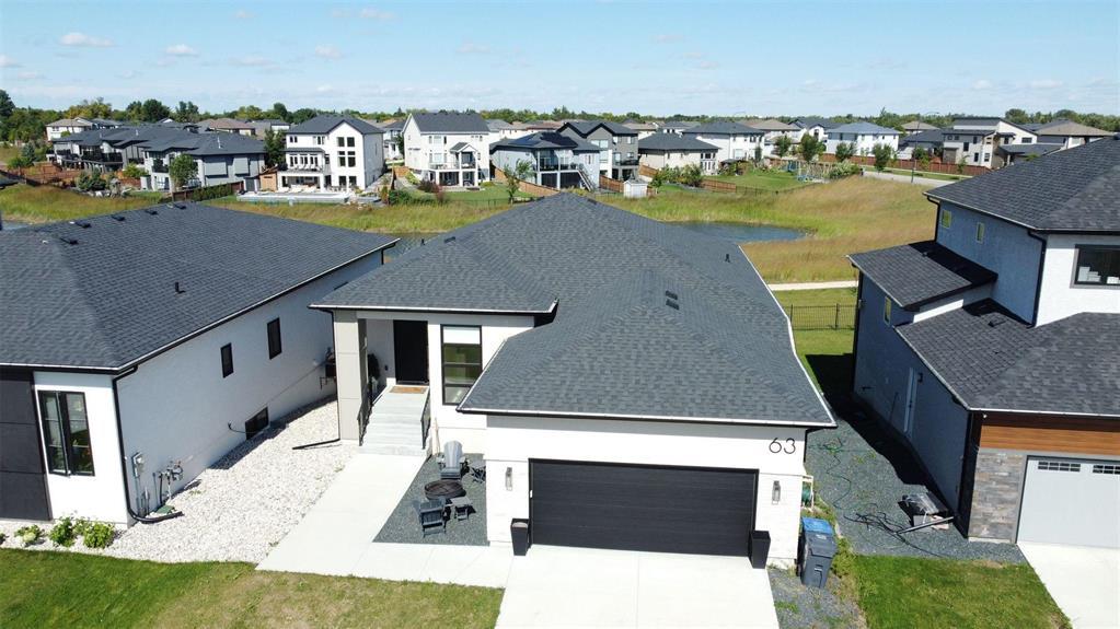 63 Creemans Crescent Property Photo 2