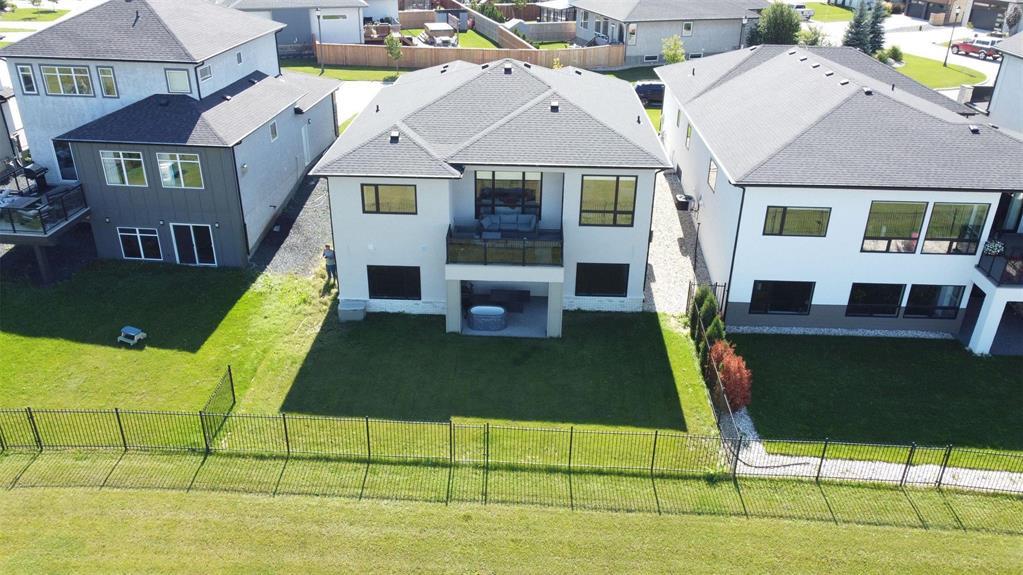 63 Creemans Crescent Property Photo 6