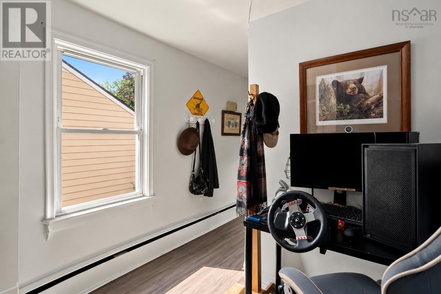 12 Frederick Avenue Property Photo 23