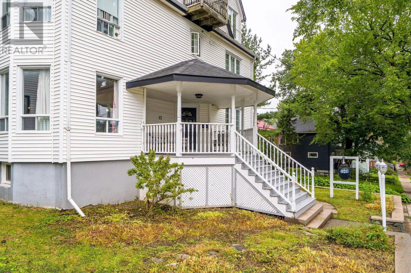 17 Tulip Street Property Photo 3