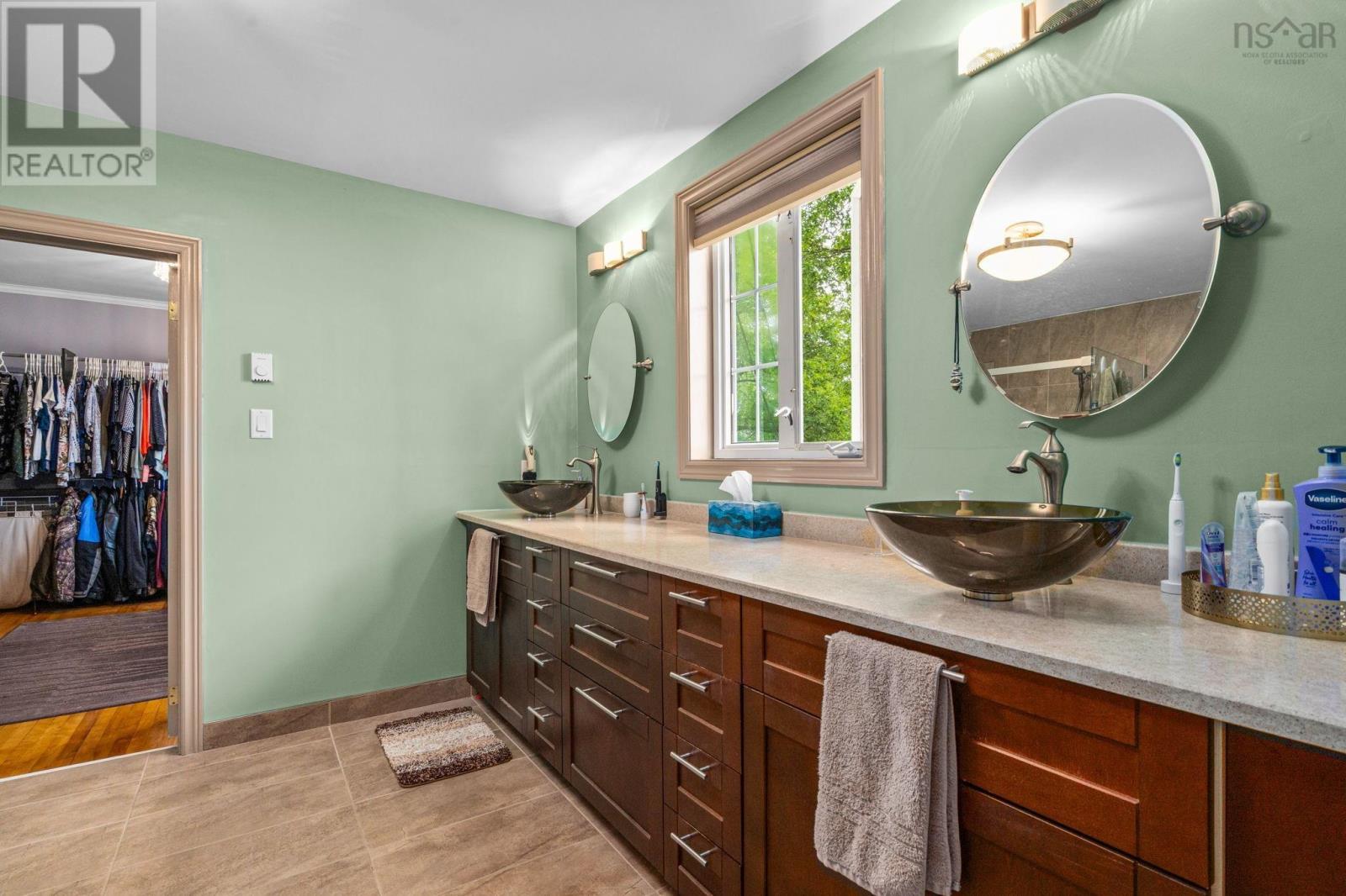 17 Tulip Street Property Photo 22