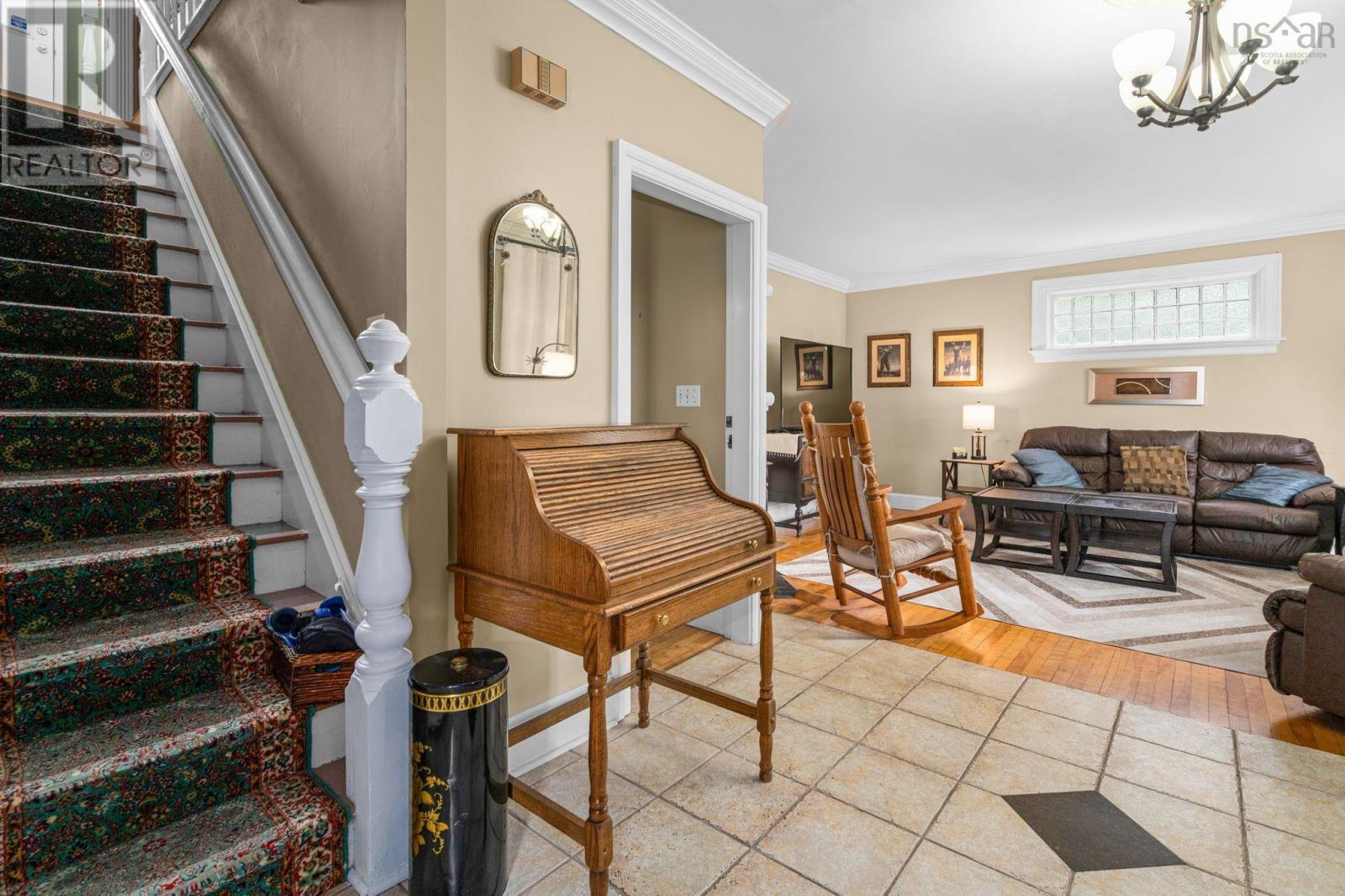 17 Tulip Street Property Photo 33