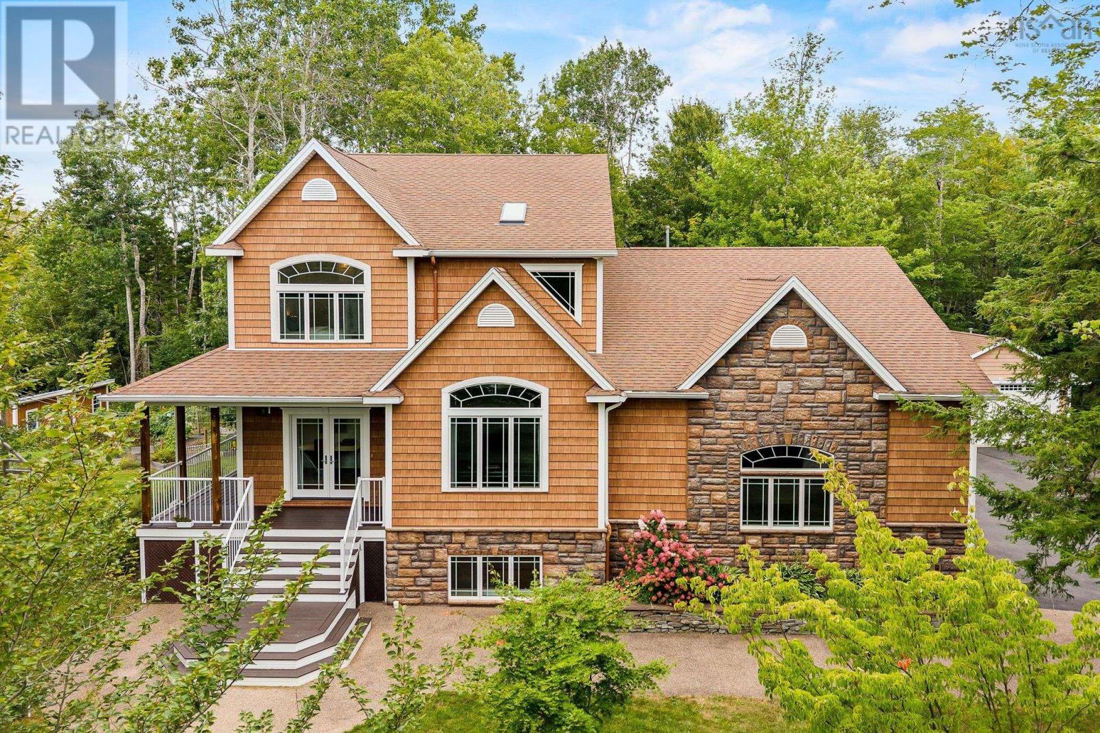 52 Sawgrass Drive