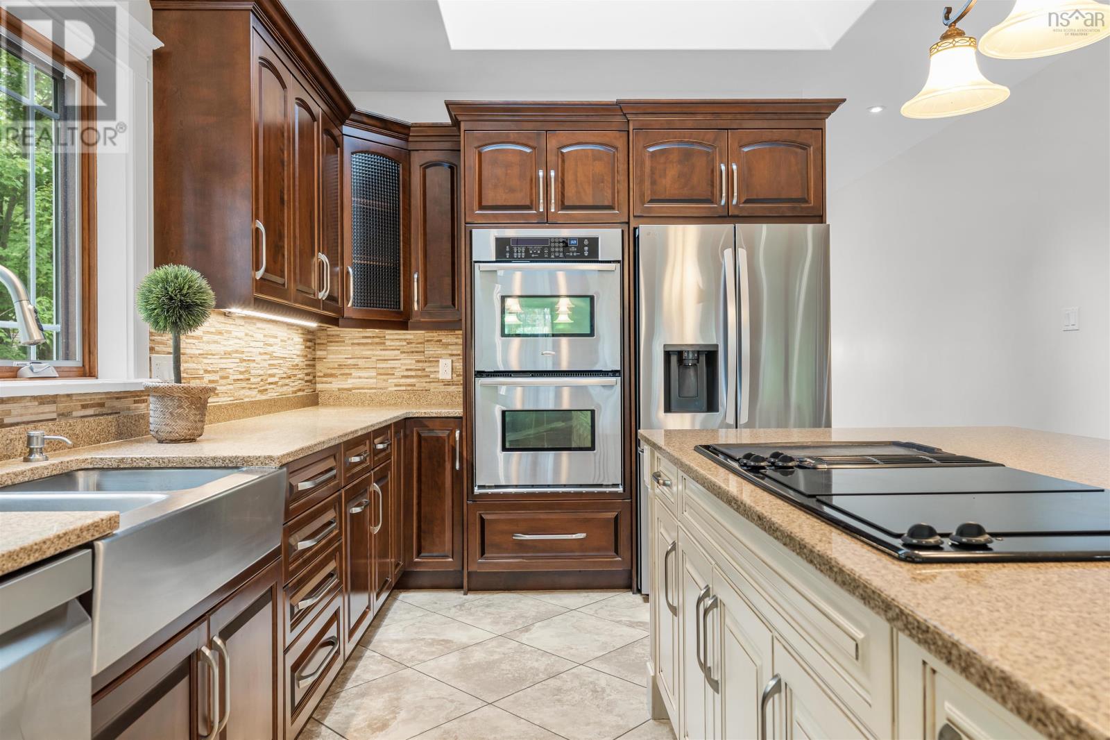 52 Sawgrass Drive Property Photo 8