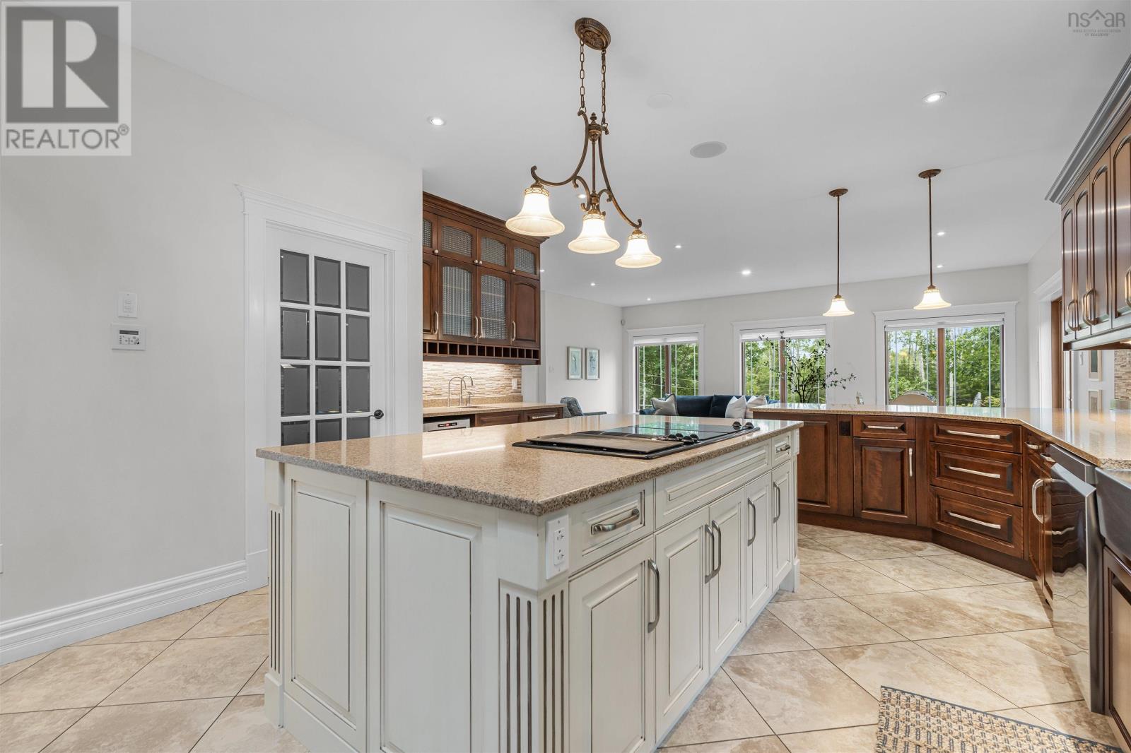 52 Sawgrass Drive Property Photo 10