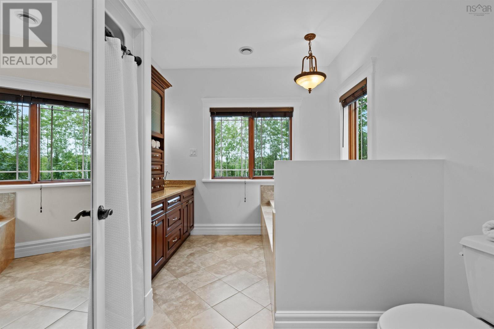 52 Sawgrass Drive Property Photo 31