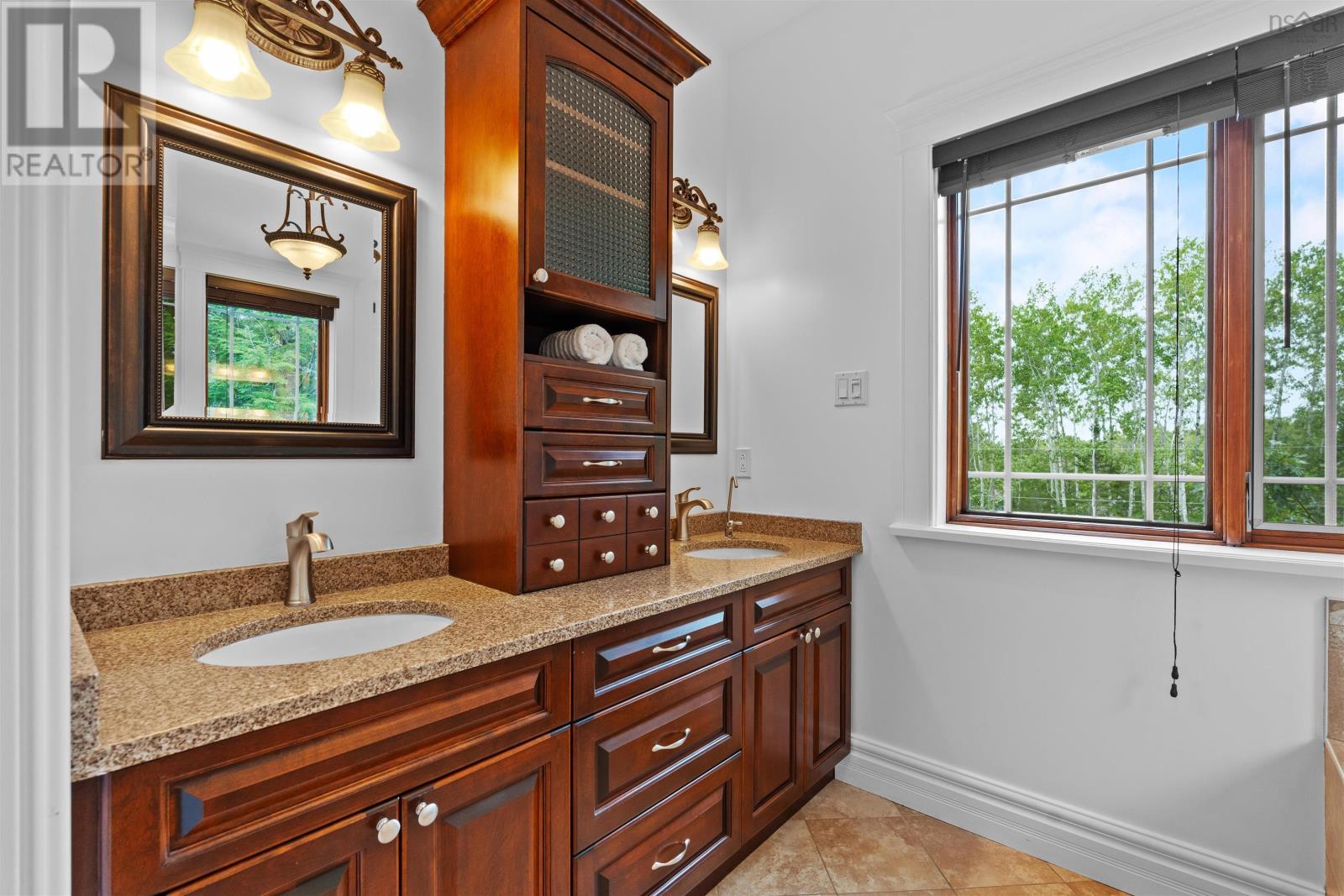 52 Sawgrass Drive Property Photo 33