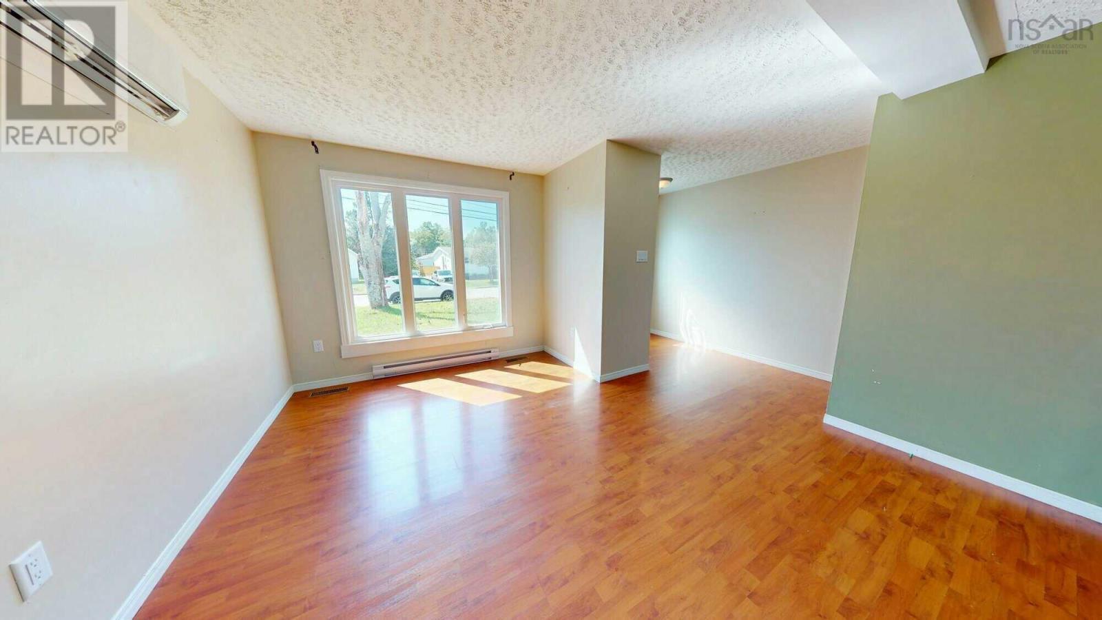 58b Maclellan Street Property Photo 4