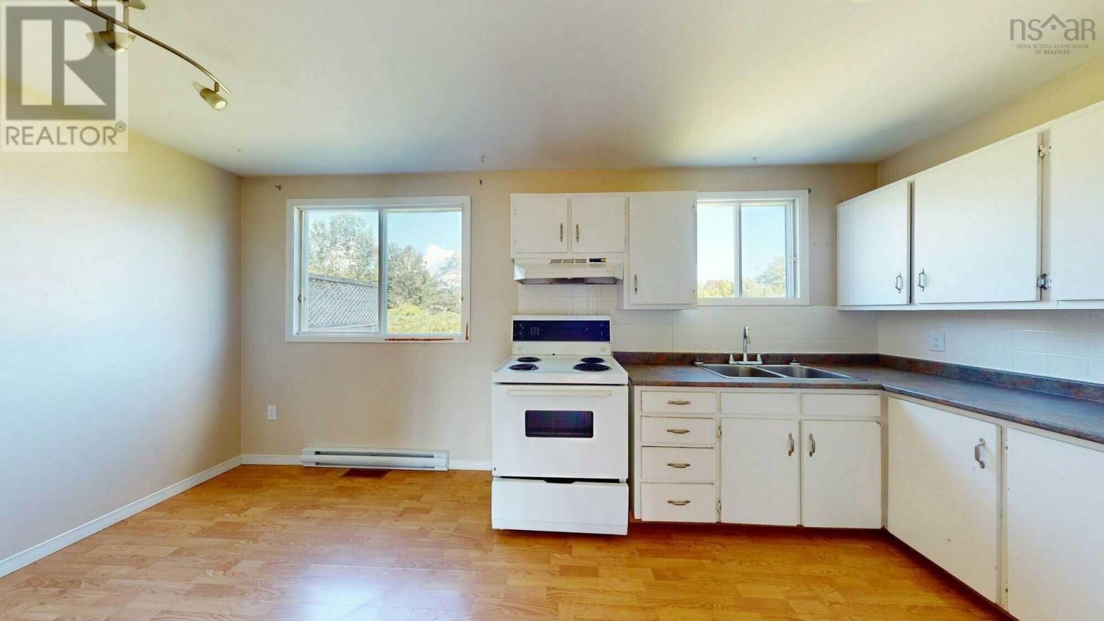 58b Maclellan Street Property Photo 5