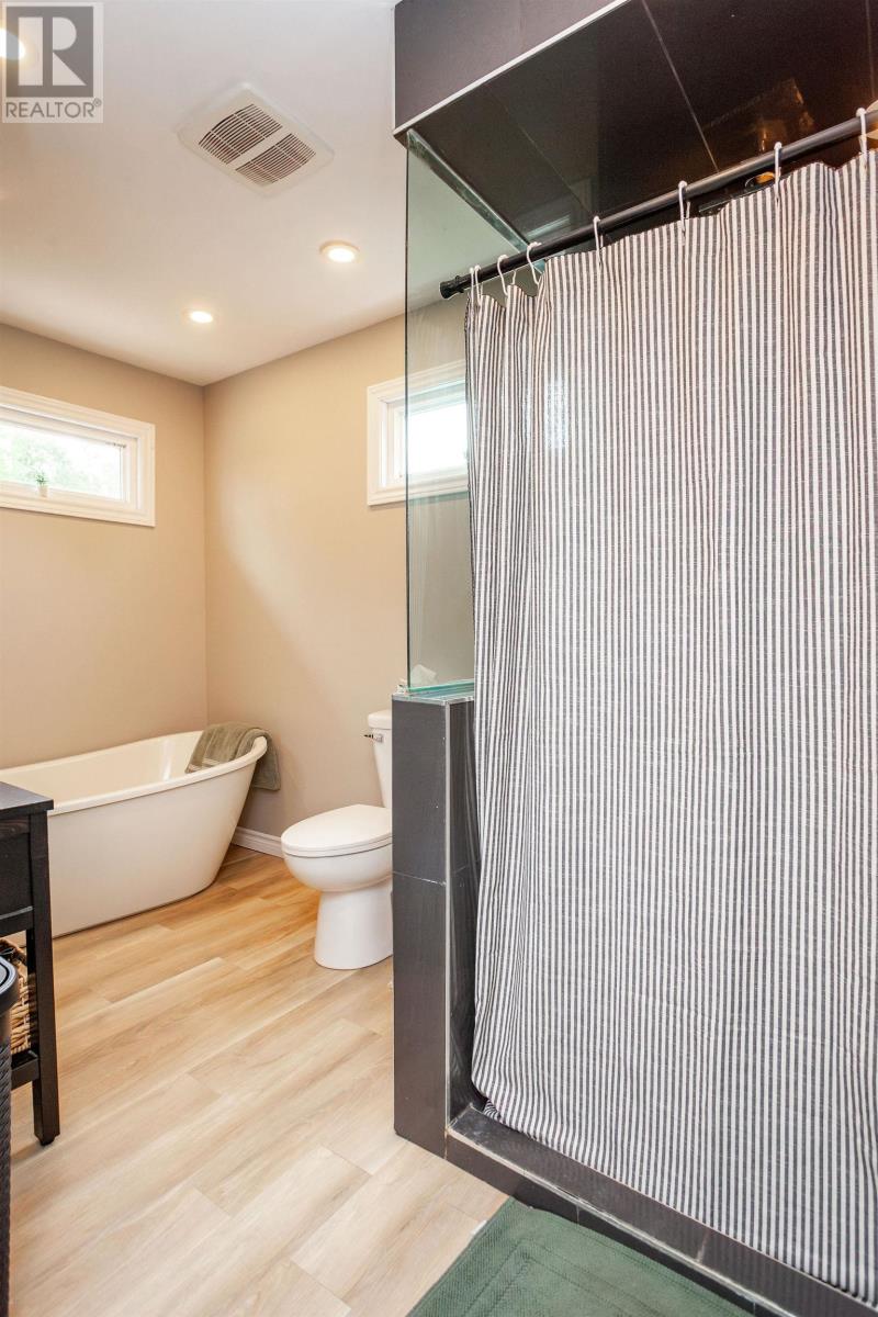 594 Kayes Road Property Photo 21