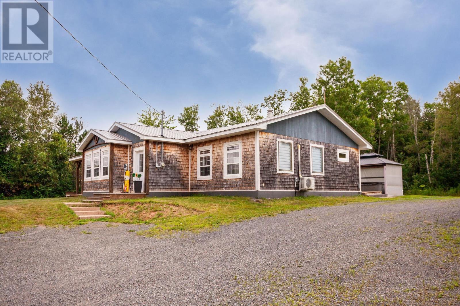 594 Kayes Road Property Photo 41