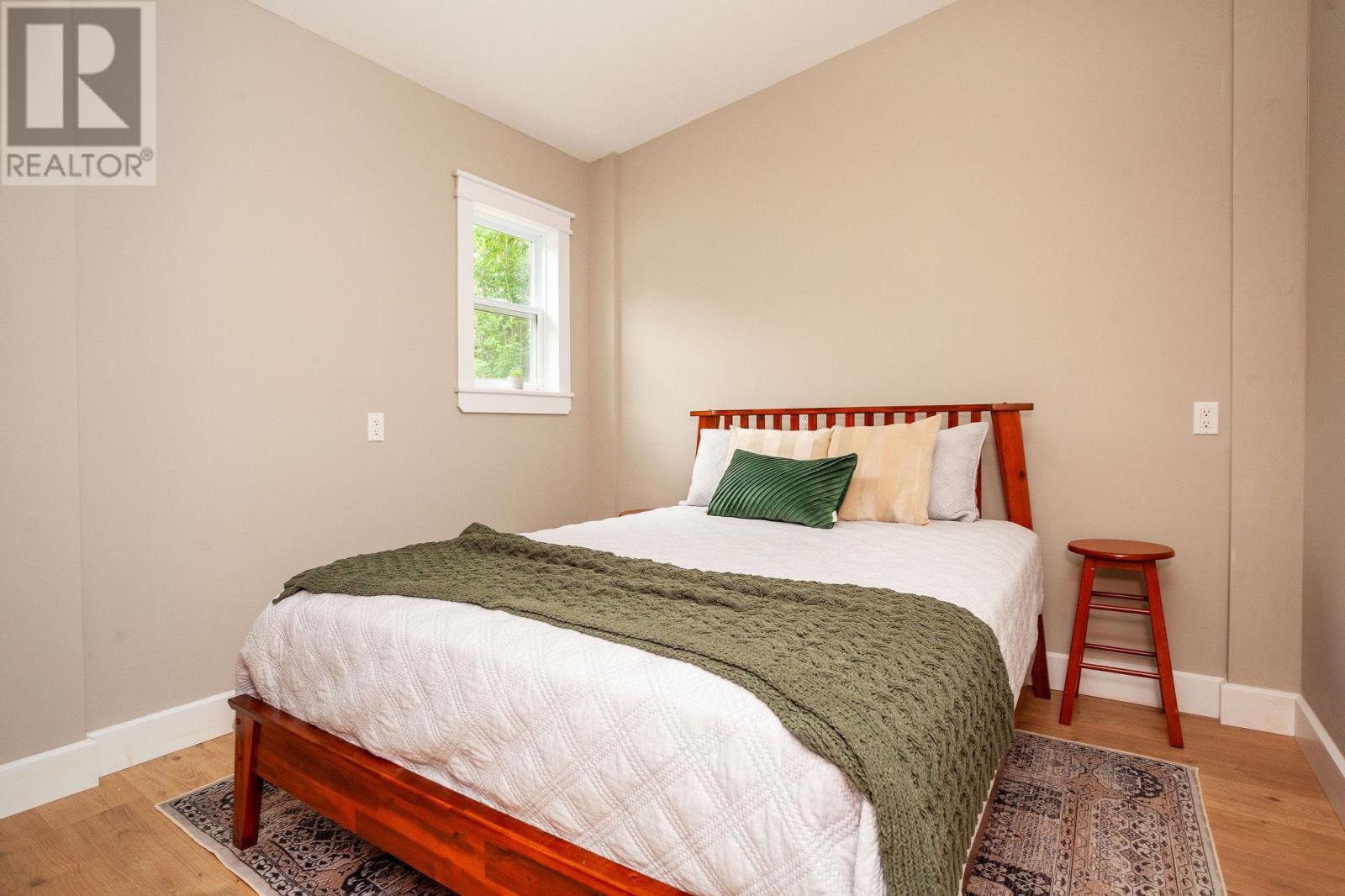 594 Kayes Road Property Photo 49