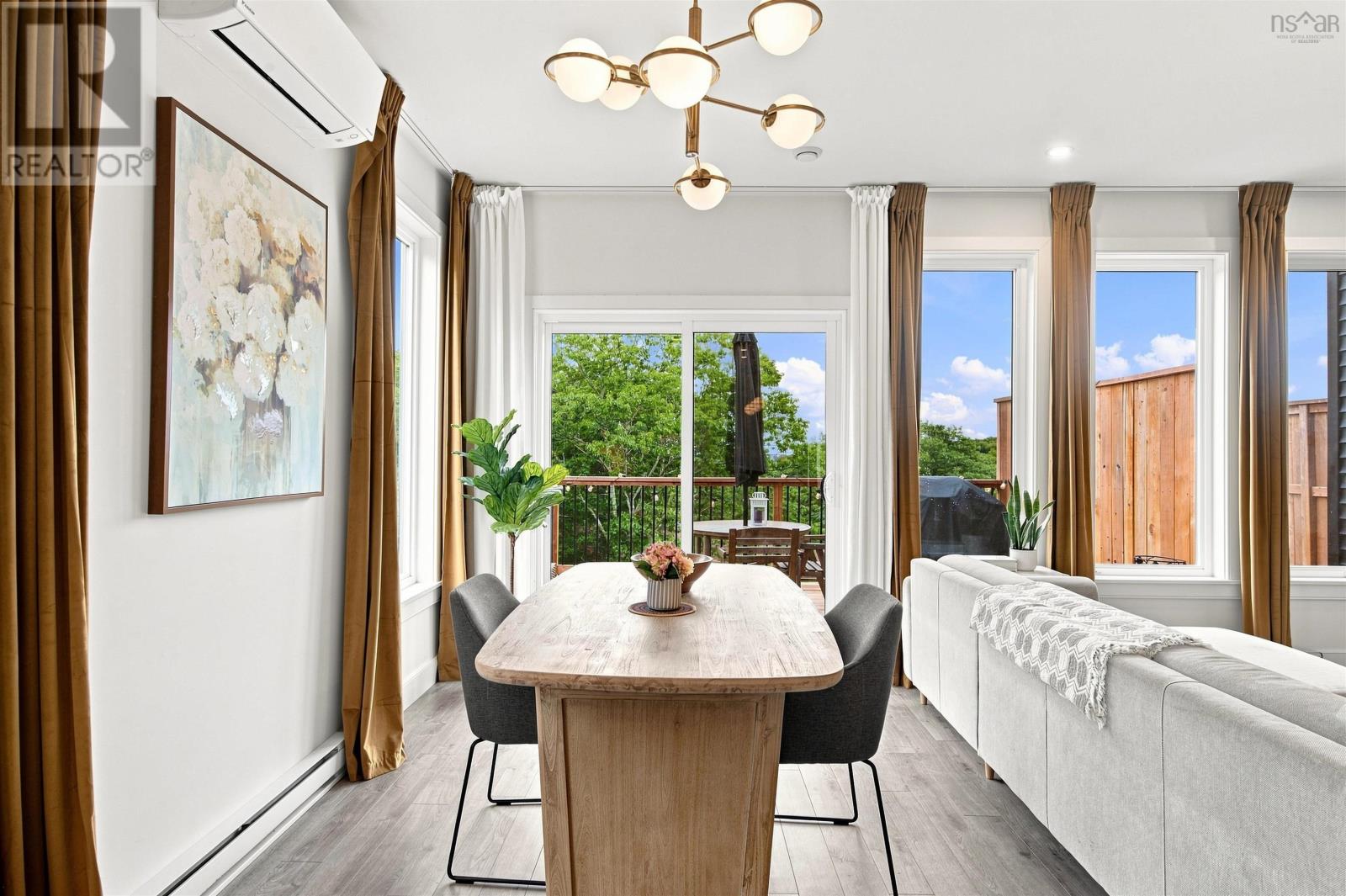 68 Grenoble Court Property Photo 18