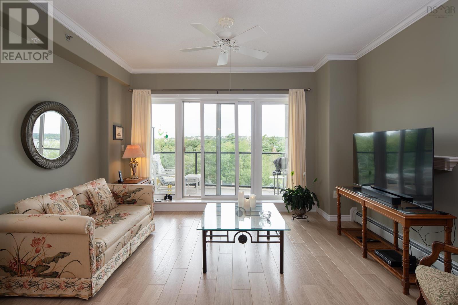 308 36 Southgate Property Photo 12